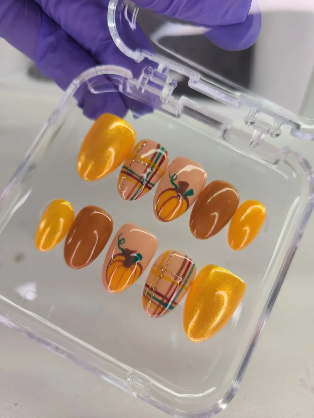 Size-(S)-Nail Set with Yellow & Brown Autumn Designs